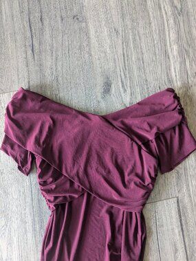 Off-shoulder Windsor Top